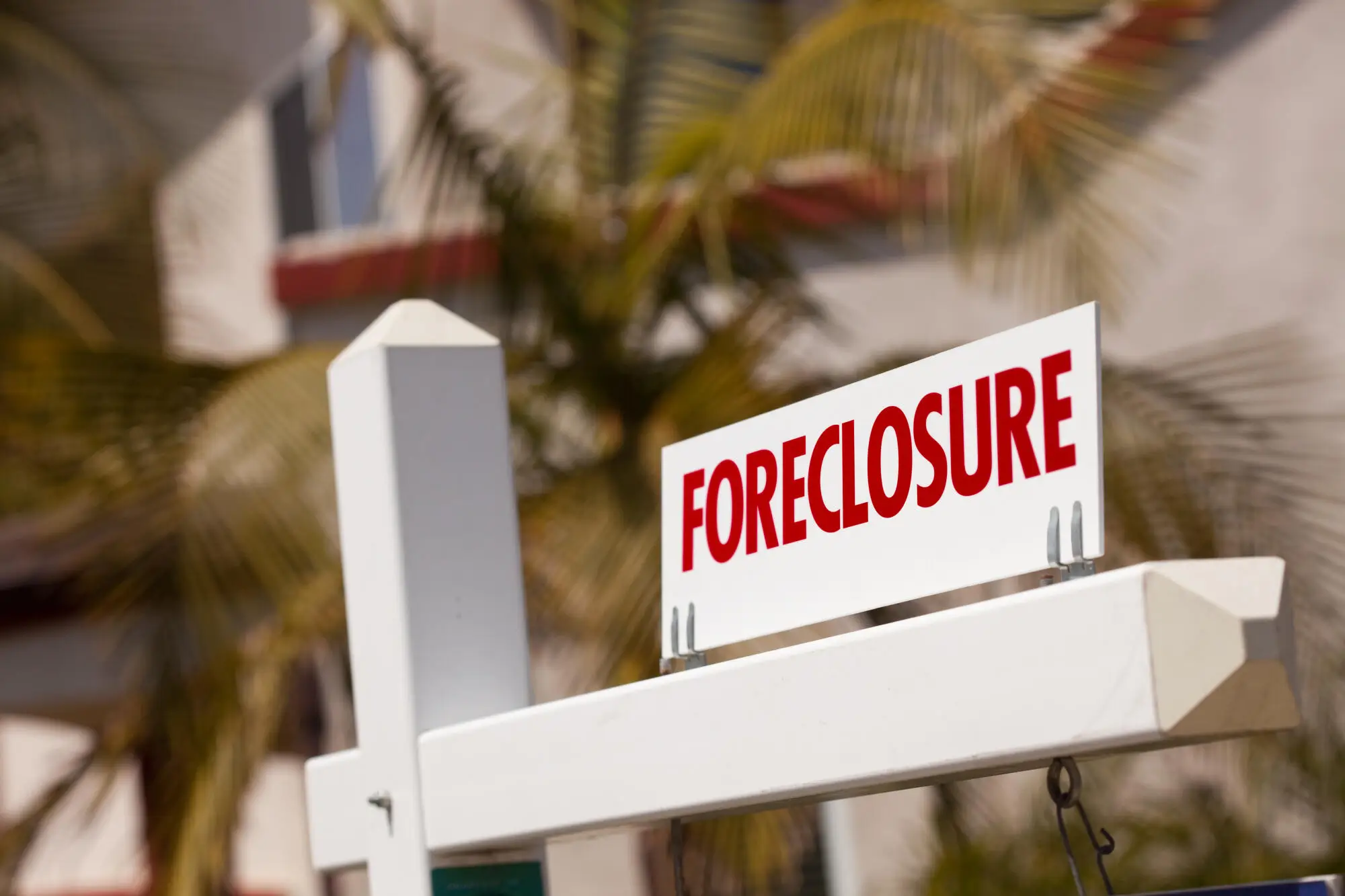 Foreclosures: Exploring Opportunities in Distressed Properties in Santa Cruz